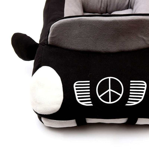 Car compartment for pet